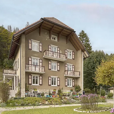 Le Bananier Sur Le Avec Terrasse Et Parking Prive Apartment Le Chenit