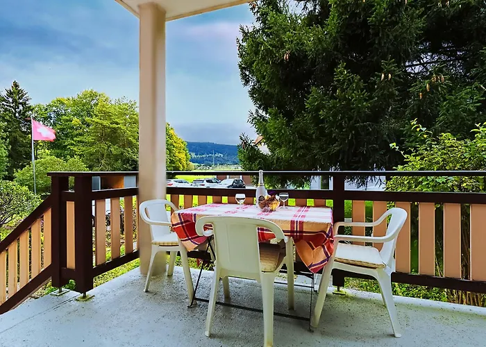 Le Bananier Sur Le Avec Terrasse Et Parking Privé